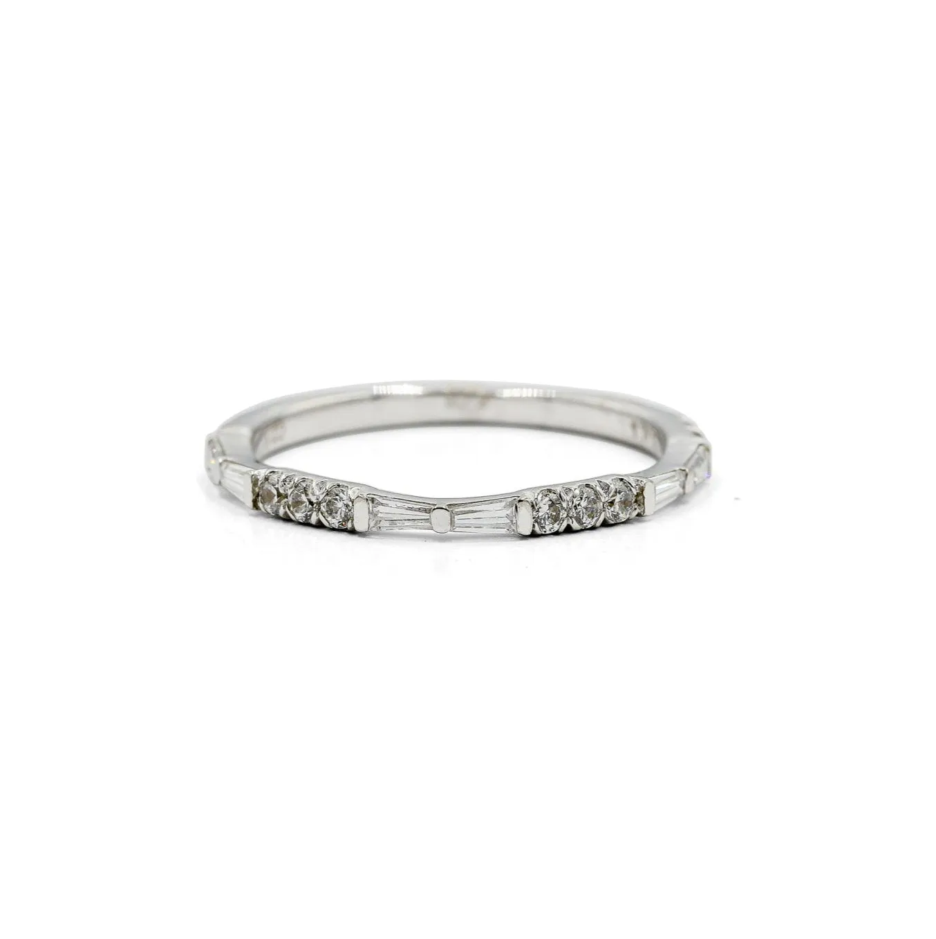 14kw Tapered Baguette & Round Diamond Band