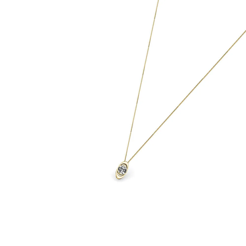 18ct Yellow Gold Oval Diamond Solitaire Pendant