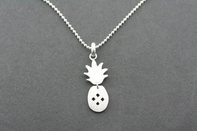 2 piece pineapple pendant on 45 cm ball chain