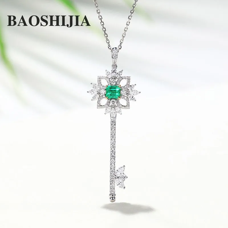 BAOSHIJIA Solid 18K White Yellow Gold Natural Emerald Diamond Key Pendant Ladies Luxury Jewelry Prong Setting