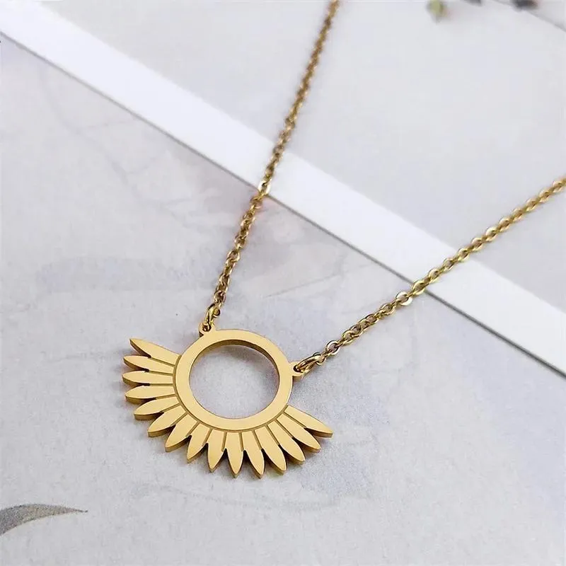 Bohemia Sun Pendant Necklace for Women Stainless Steel Gold Color Aesthetic Flower Chain