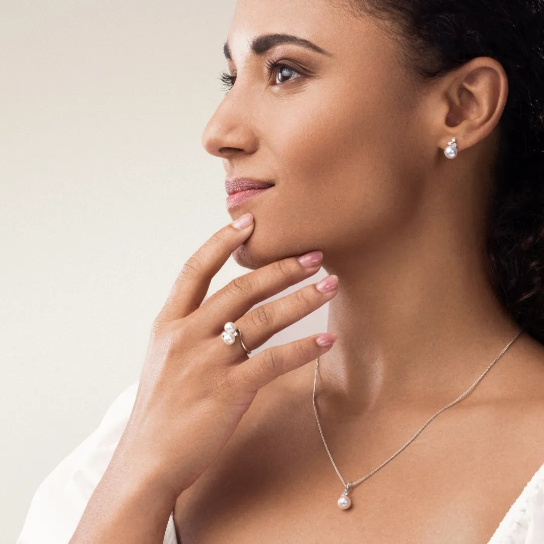 Cultered Pearl and Three Stone Emerald Pendant