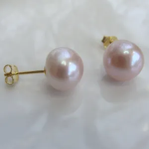 Cultured Pink Pearl Stud Earring