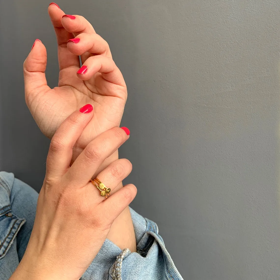 Custom Dainty Initial Ring, Minimalist Round Ring