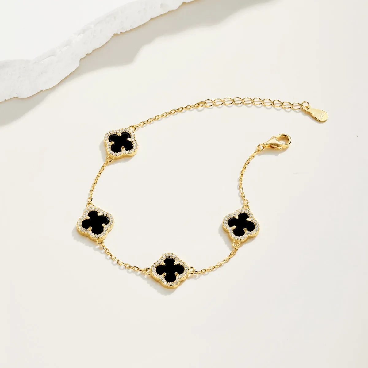 Iced Flora Black Clover Bracelet - Gold