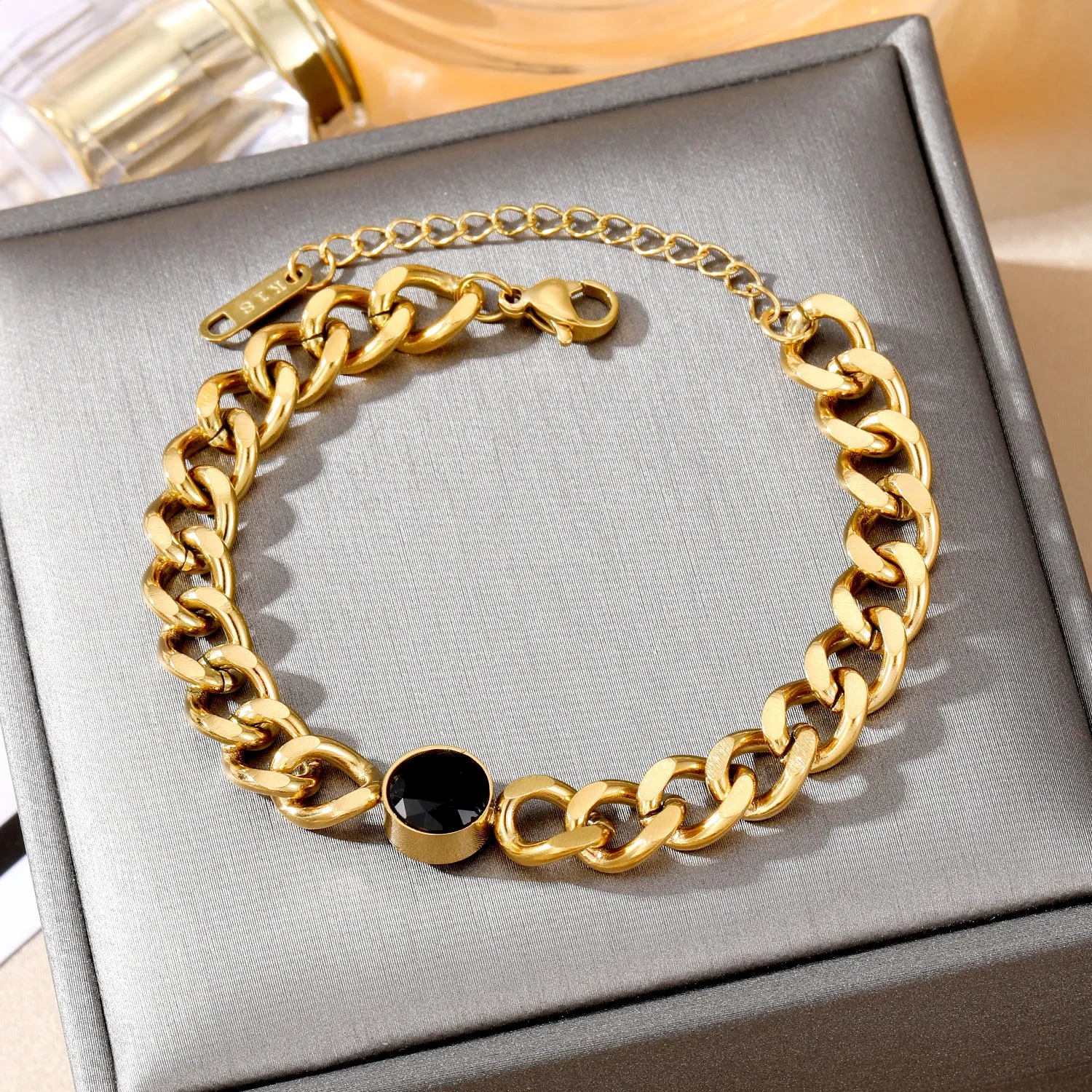 Interlocked Stainless steel Bracelet