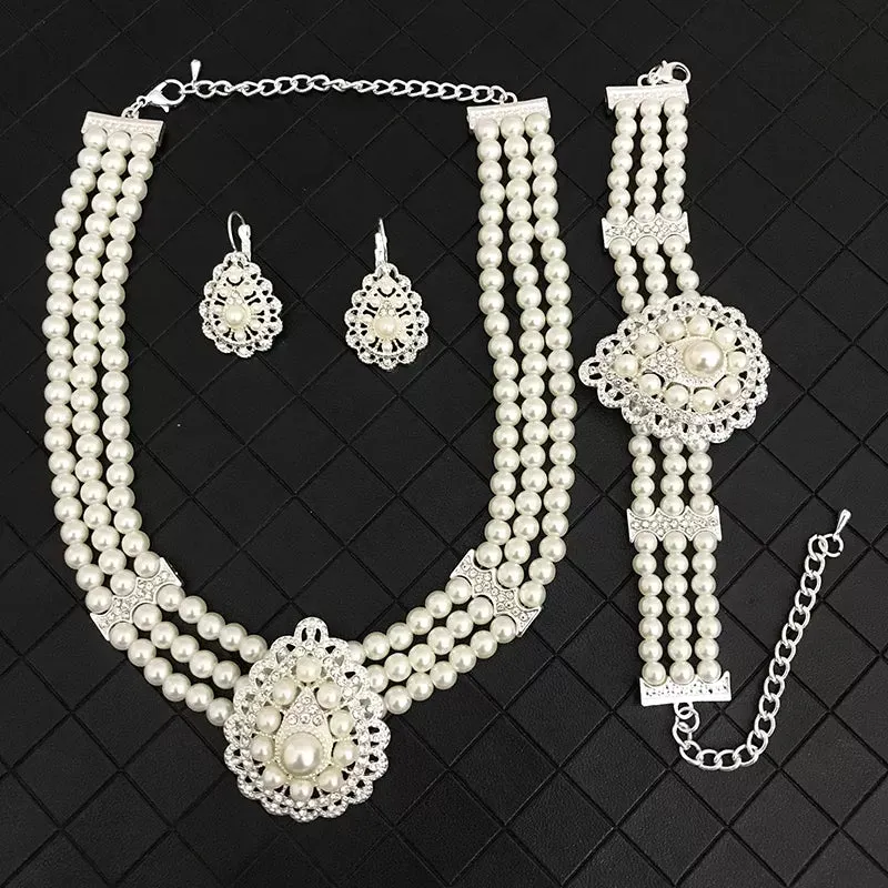 Pearl bridal jewelry set