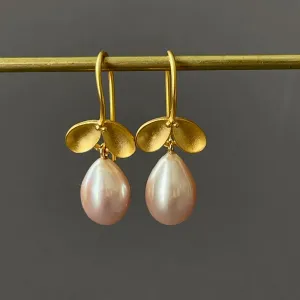 SOFT PINK FRUITING PEARL DROP EARRINGS