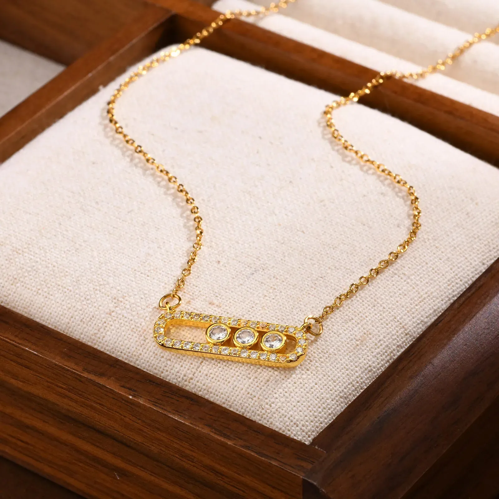 Square Round Zircon Pendant Necklaces for Women Vintage Charm