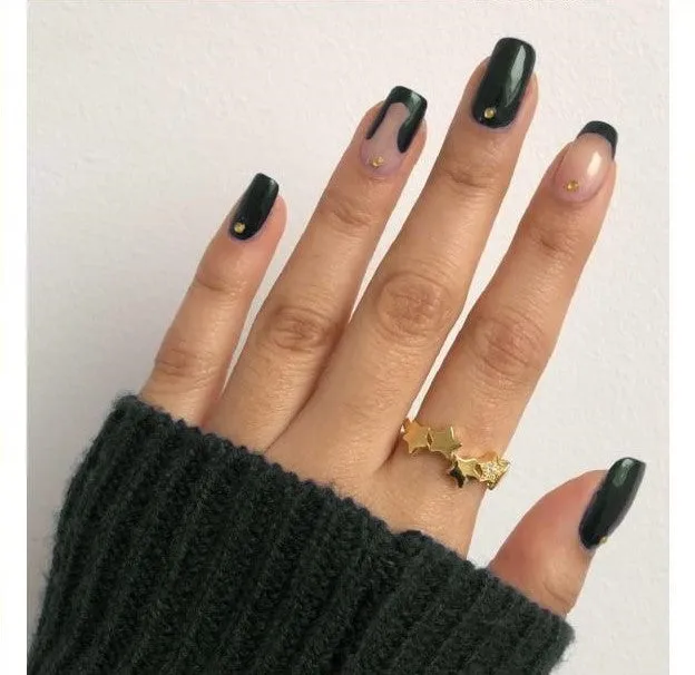 Star Band Ring with White Zircons