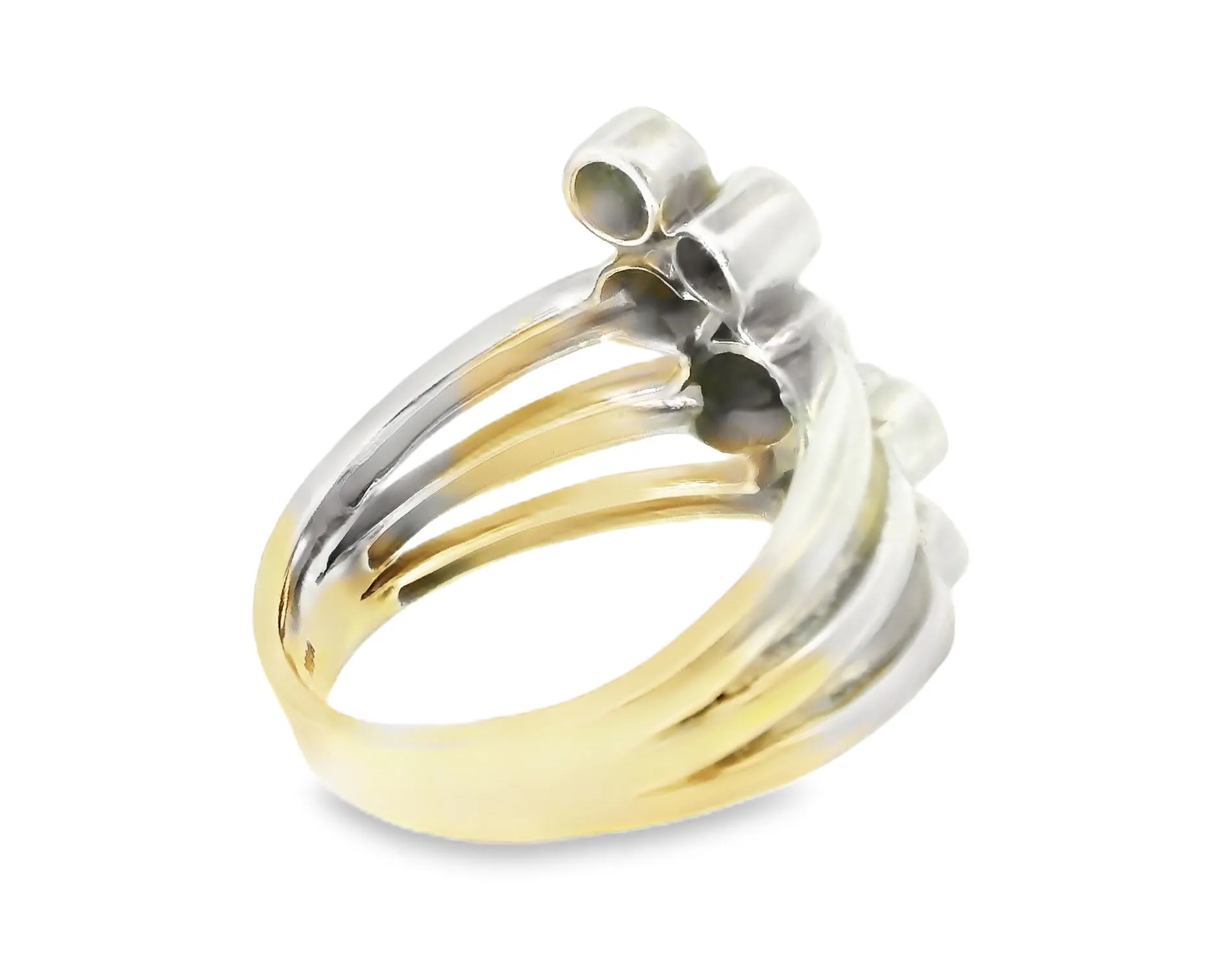 Stunning 14K White Gold Bezel Set Diamond Cascade Ring