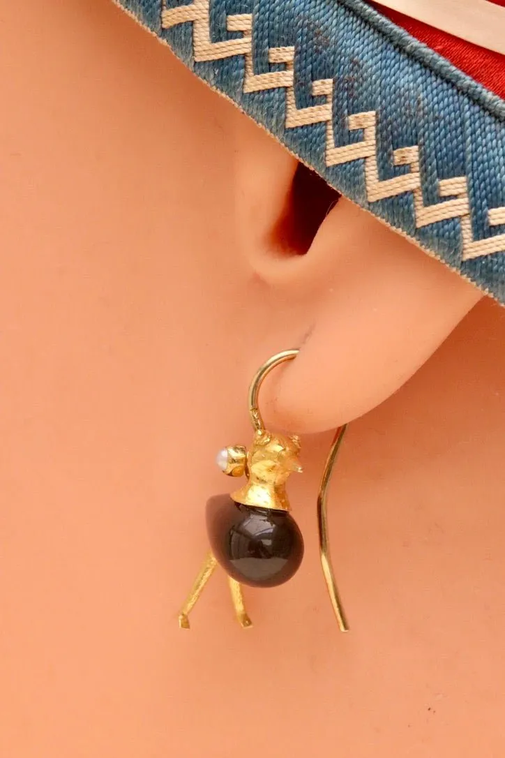 Sussex Sandpiper 14k Gold, Onyx and Pearl Earrings