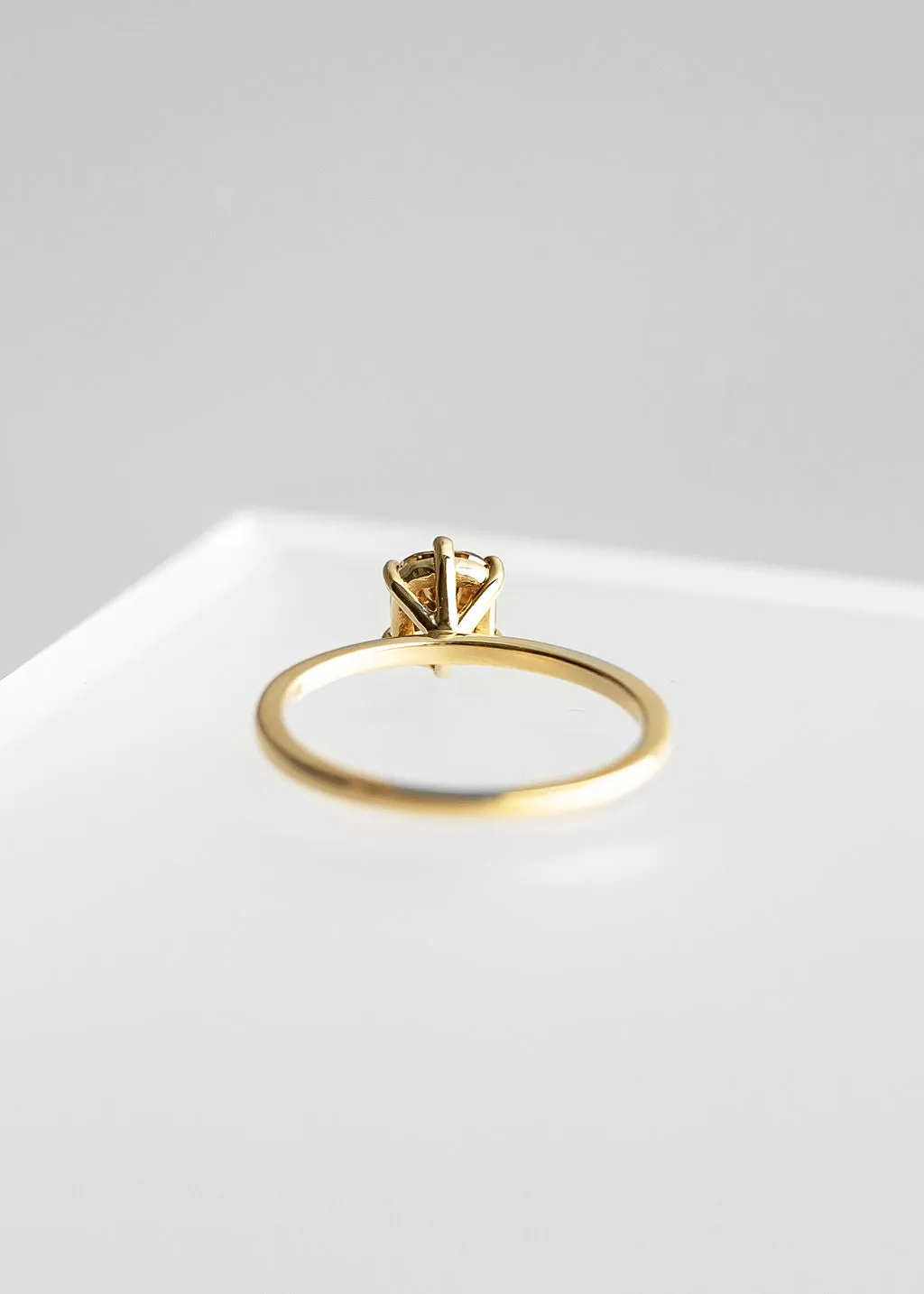 The Helia | .92ct Cushion Cut Champagne Diamond | Yellow Gold